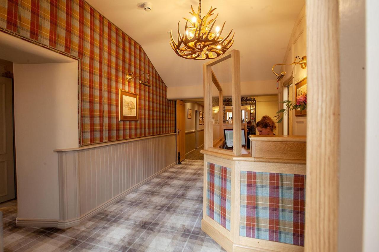 The Fox And Hounds Country Inn Pickering Exterior photo