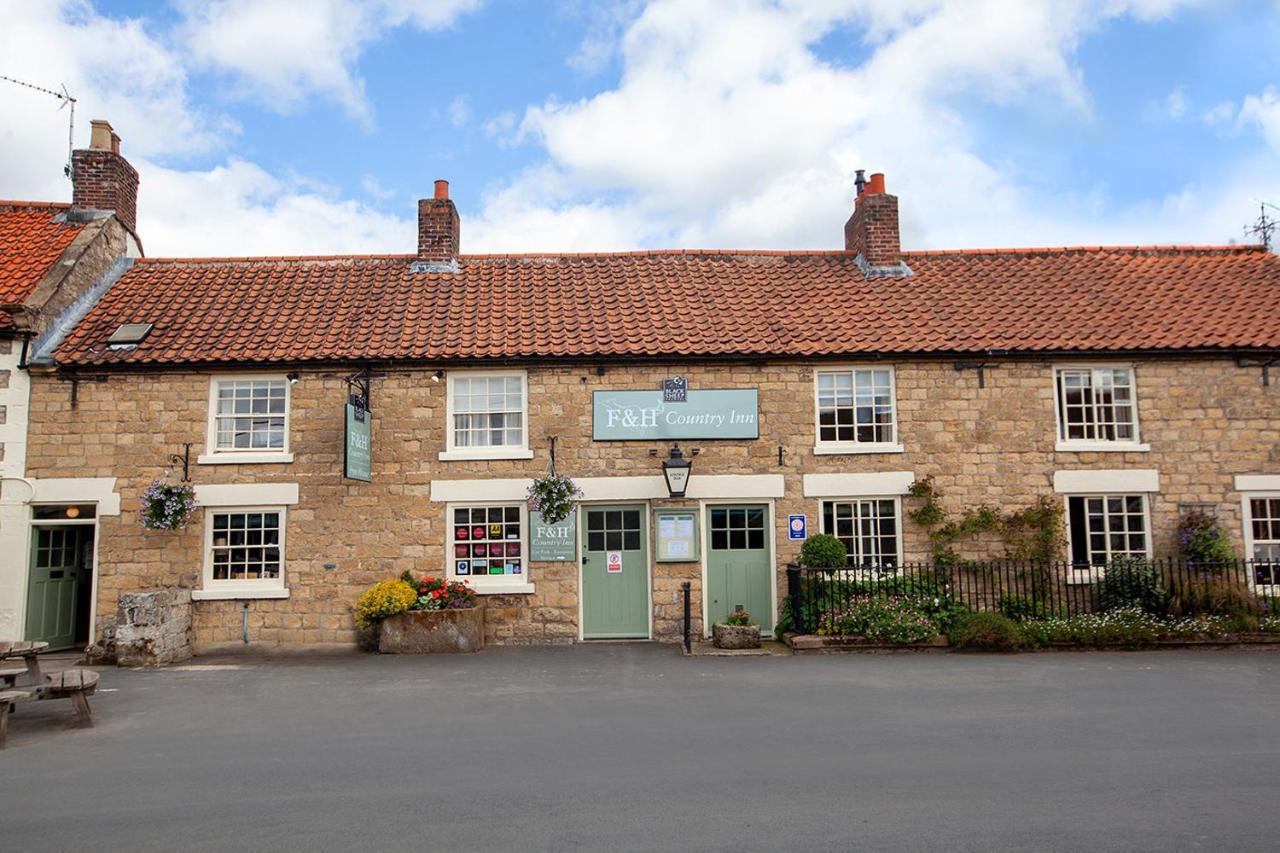 The Fox And Hounds Country Inn Pickering Exterior photo
