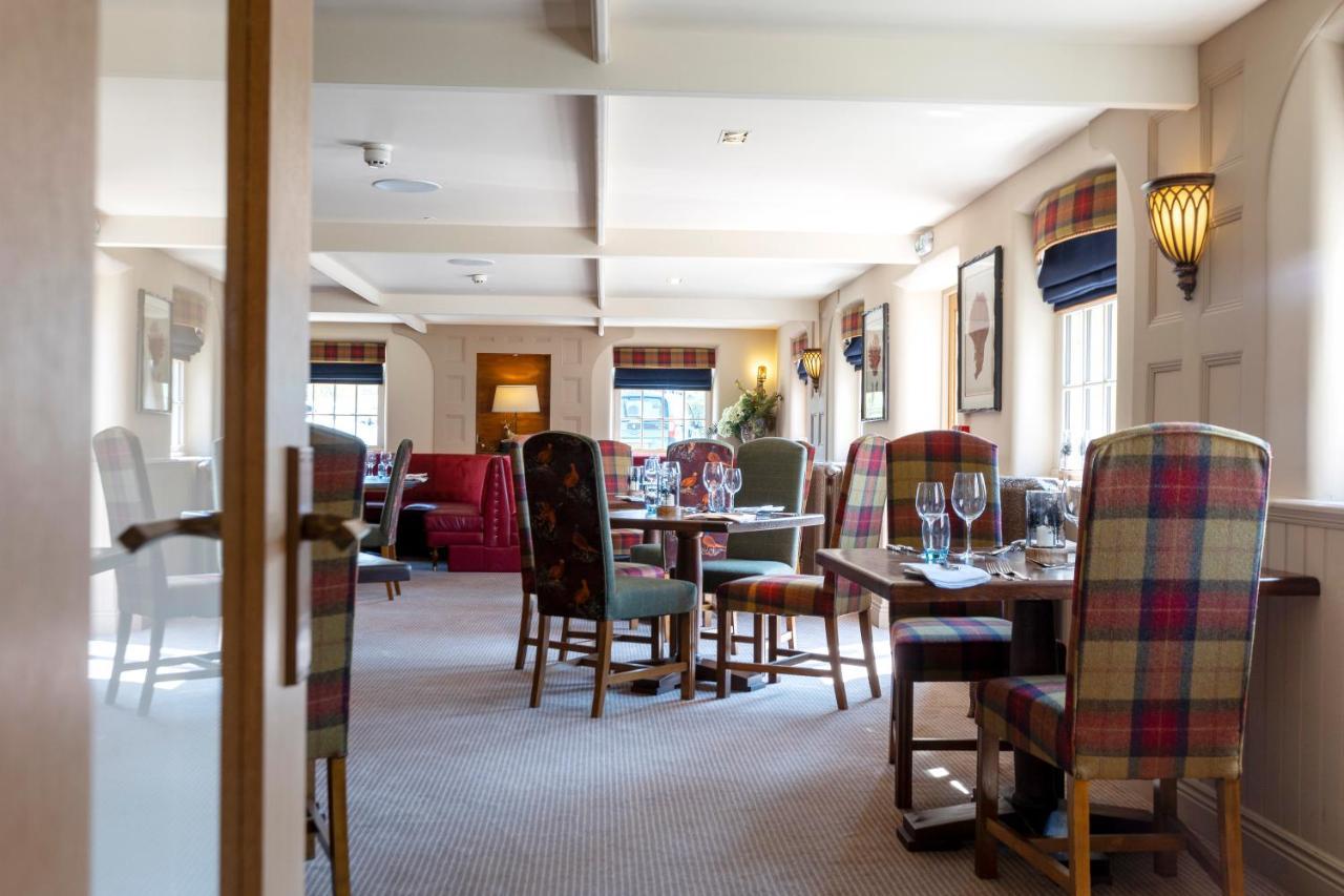 The Fox And Hounds Country Inn Pickering Exterior photo